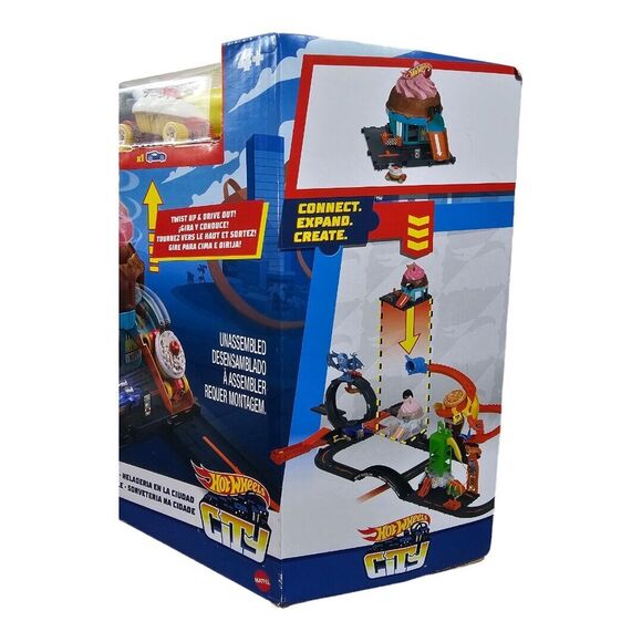 Hot Wheels City Downtown Ice Cream Swirl Includes 1 Car / Connect Expand Create - Picture 3 of 6